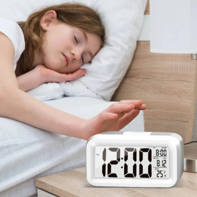 Reloj Despertador Digital LED con Pantalla Grande, Calendario y Temperatura