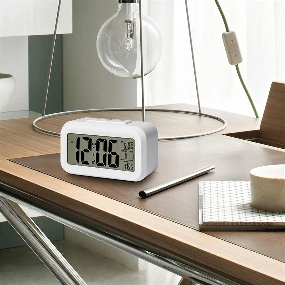 Reloj Despertador Digital LED con Pantalla Grande, Calendario y Temperatura